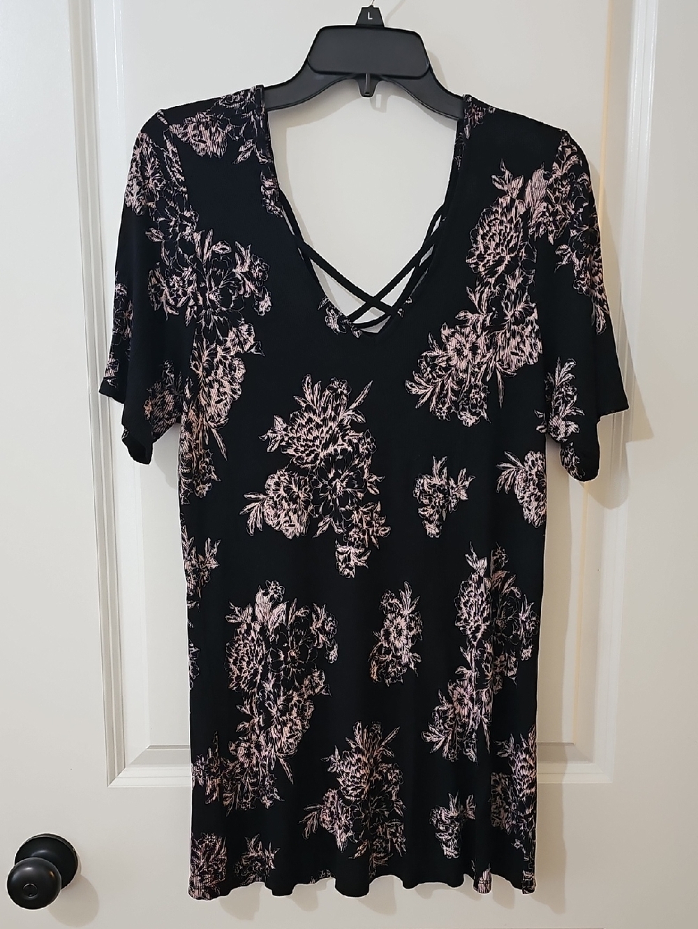 Black Floral V-Neck Crisscross Tunic